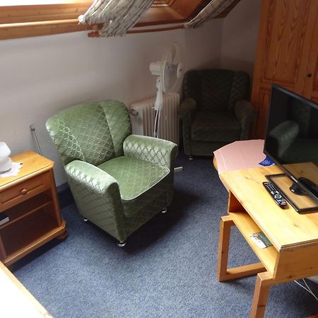 Hotel-Pension Stoeber Йевер Екстериор снимка